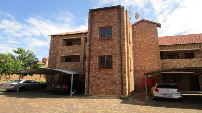 2 Bedroom Apartment for Sale For Sale in Midrand - Private Sale - MR360624