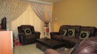 Lounges - 15 square meters of property in Florida