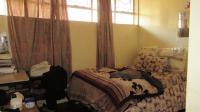 Bed Room 1 - 17 square meters of property in Florida