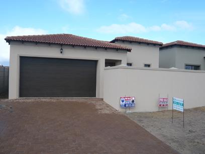3 Bedroom House for Sale For Sale in Parklands - Home Sell - MR36278