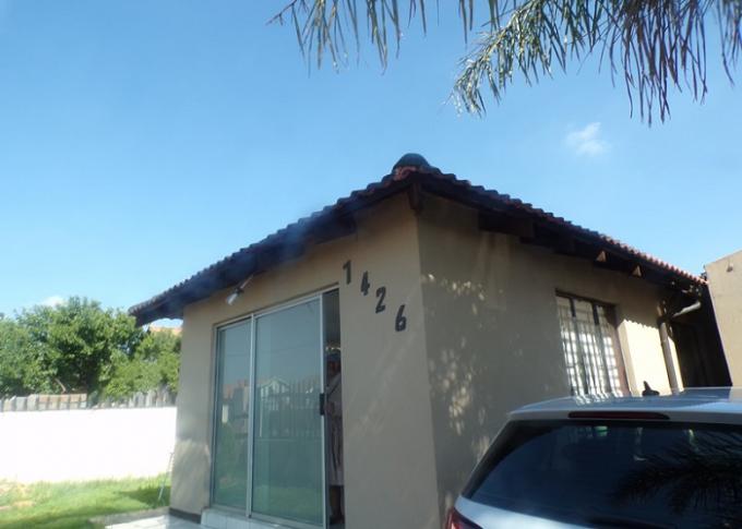 FNB SIE Sale In Execution 3 Bedroom House for Sale in Roodekop - MR363105