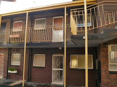1 Bedroom Apartment for Sale For Sale in Roodepoort - Private Sale - MR36314