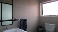 Main Bathroom - 4 square meters of property in Kyalami Hills