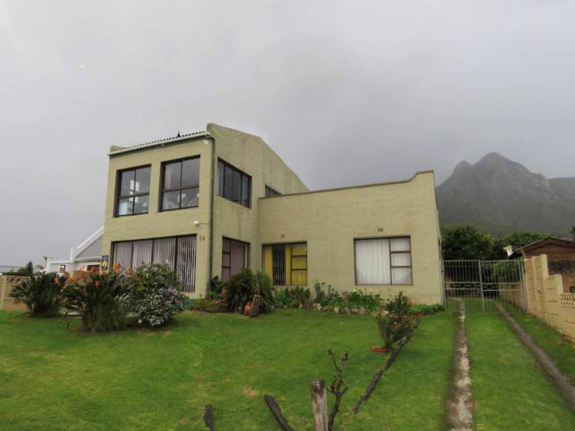 Front View of property in Kleinmond