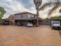 7 Bedroom 6 Bathroom House for Sale for sale in Bassonia