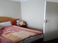 Bed Room 1 - 10 square meters of property in Birchleigh North