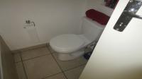 Bathroom 1 - 3 square meters of property in Buccleuch