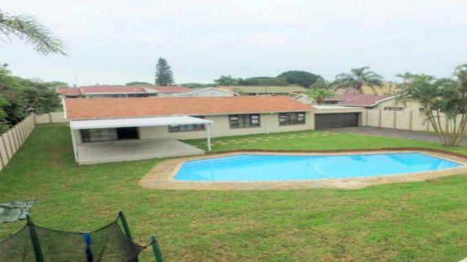 5 Bedroom House for Sale For Sale in Athlone Park - Home Sell - MR365659
