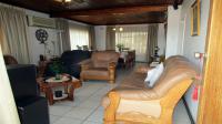 Lounges - 20 square meters of property in Newholme