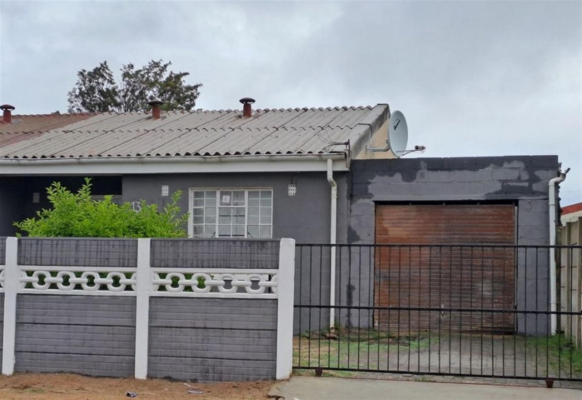 Front View of property in Robinvale