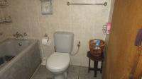 Bathroom 2 - 4 square meters of property in Boksburg