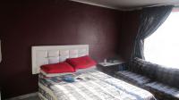 Bed Room 1 - 14 square meters of property in Boksburg