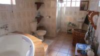 Bathroom 1 - 11 square meters of property in Boksburg