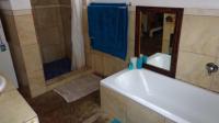 Main Bathroom of property in Blairgowrie