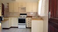 Kitchen - 15 square meters of property in Uvongo