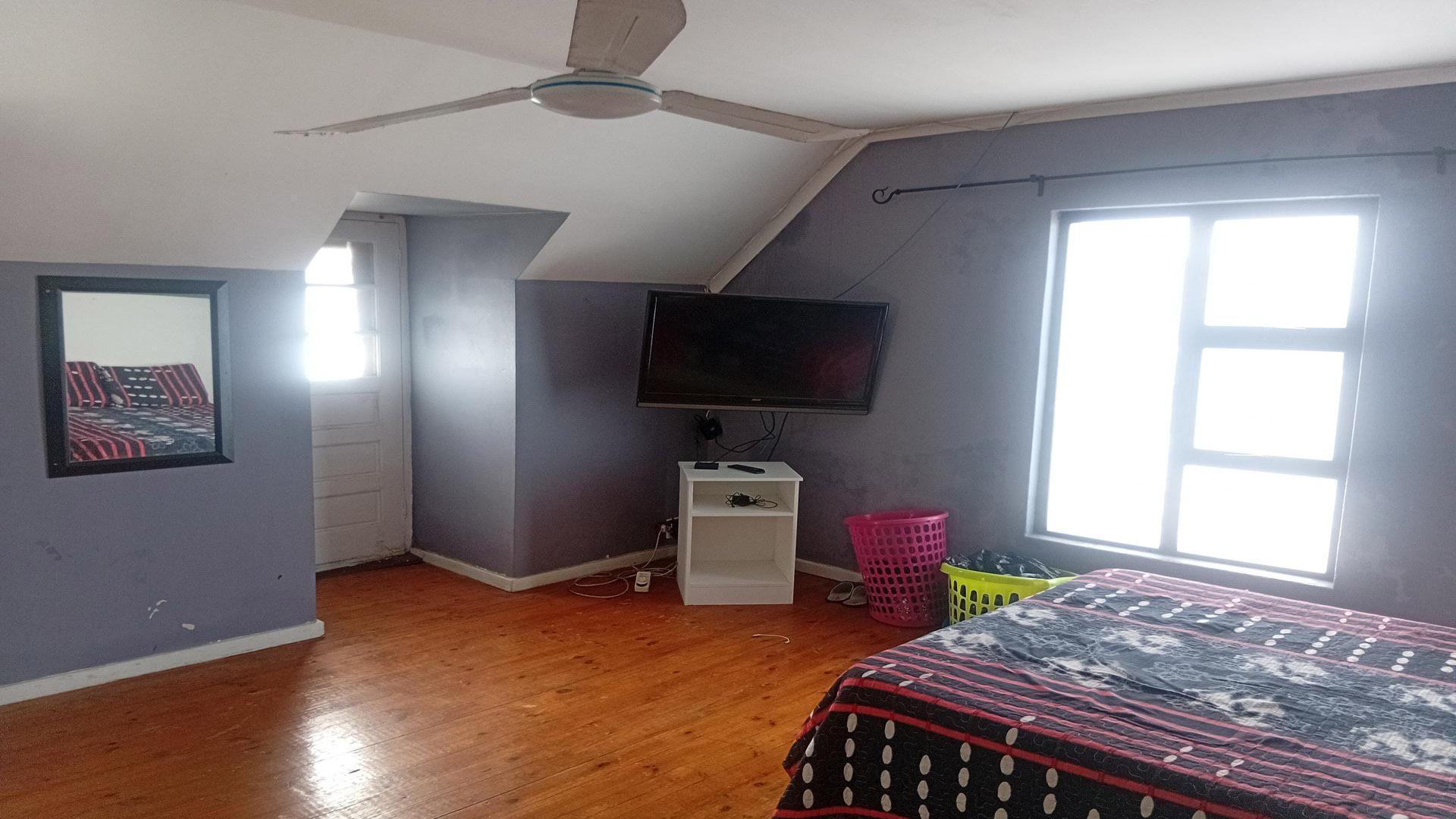 Bed Room 2 of property in Mitchells Plain