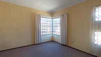 Bed Room 1 - 16 square meters of property in Willowbrook