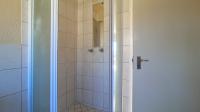 Bathroom 1 - 5 square meters of property in Willowbrook