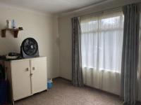 Bed Room 2 - 15 square meters of property in Secunda
