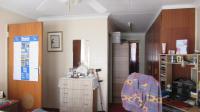 Main Bedroom - 16 square meters of property in Secunda