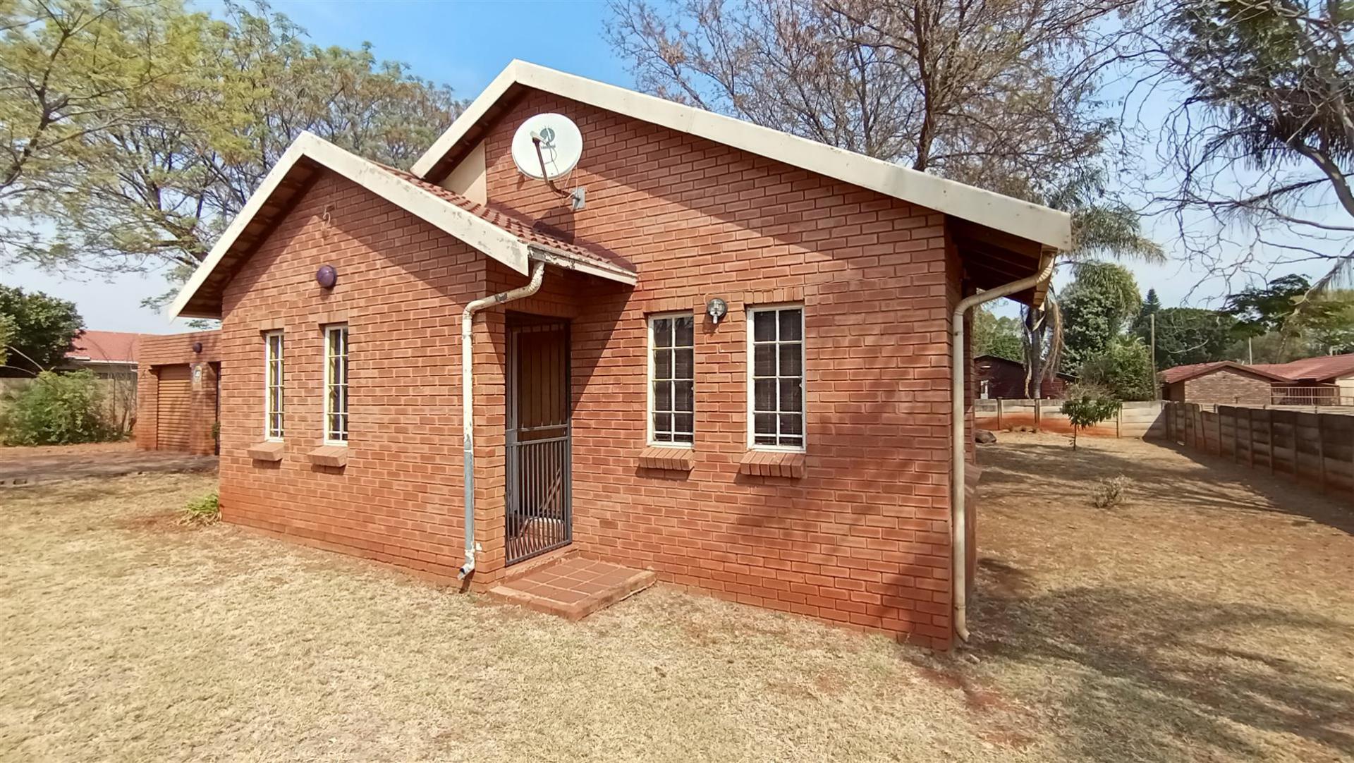 Front View of property in The Orchards