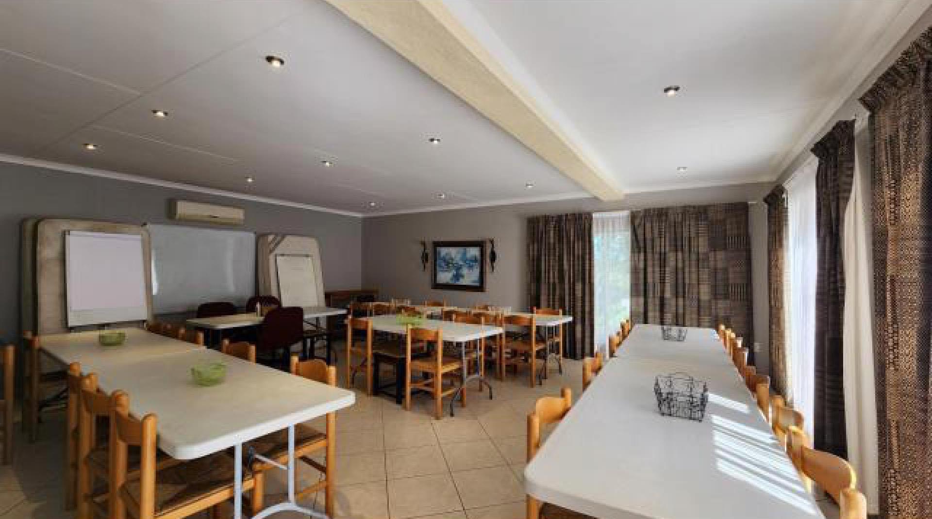 Dining Room of property in Komatipoort