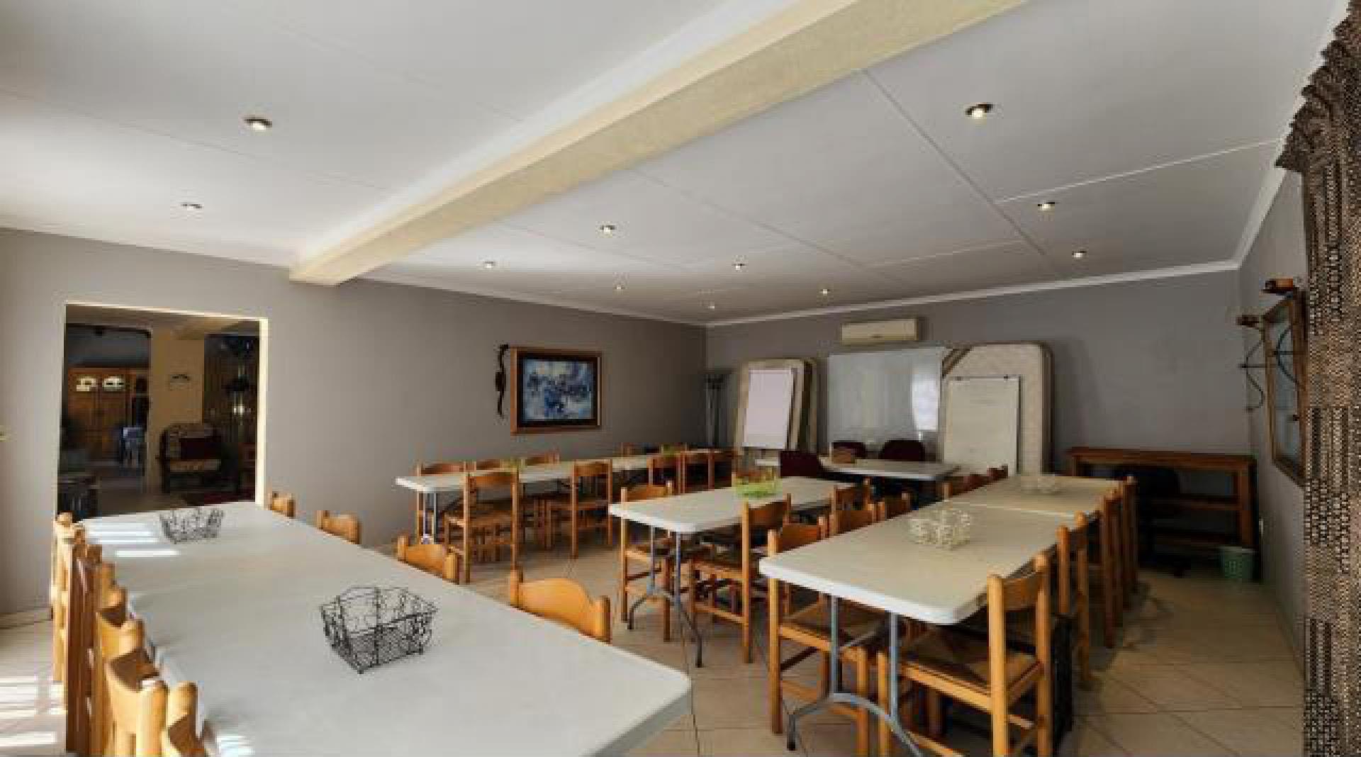 Dining Room of property in Komatipoort