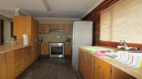 Kitchen - 24 square meters of property in Vaal Oewer