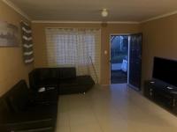 Lounges - 19 square meters of property in Savanna City