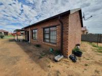 3 Bedroom 2 Bathroom House for Sale for sale in Bloemdustria