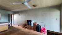 Lounges - 21 square meters of property in Birchleigh North
