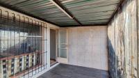 Patio - 18 square meters of property in Birchleigh North
