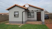 3 Bedroom 1 Bathroom House for Sale for sale in Protea Glen