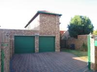 3 Bedroom 2 Bathroom Duet for Sale for sale in Rooihuiskraal North