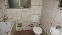 Bathroom 1 - 4 square meters of property in Elsburg