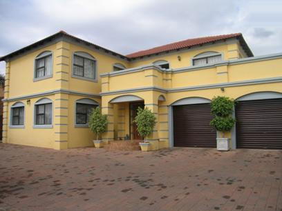 5 Bedroom House for Sale For Sale in Moreletapark - Home Sell - MR37155