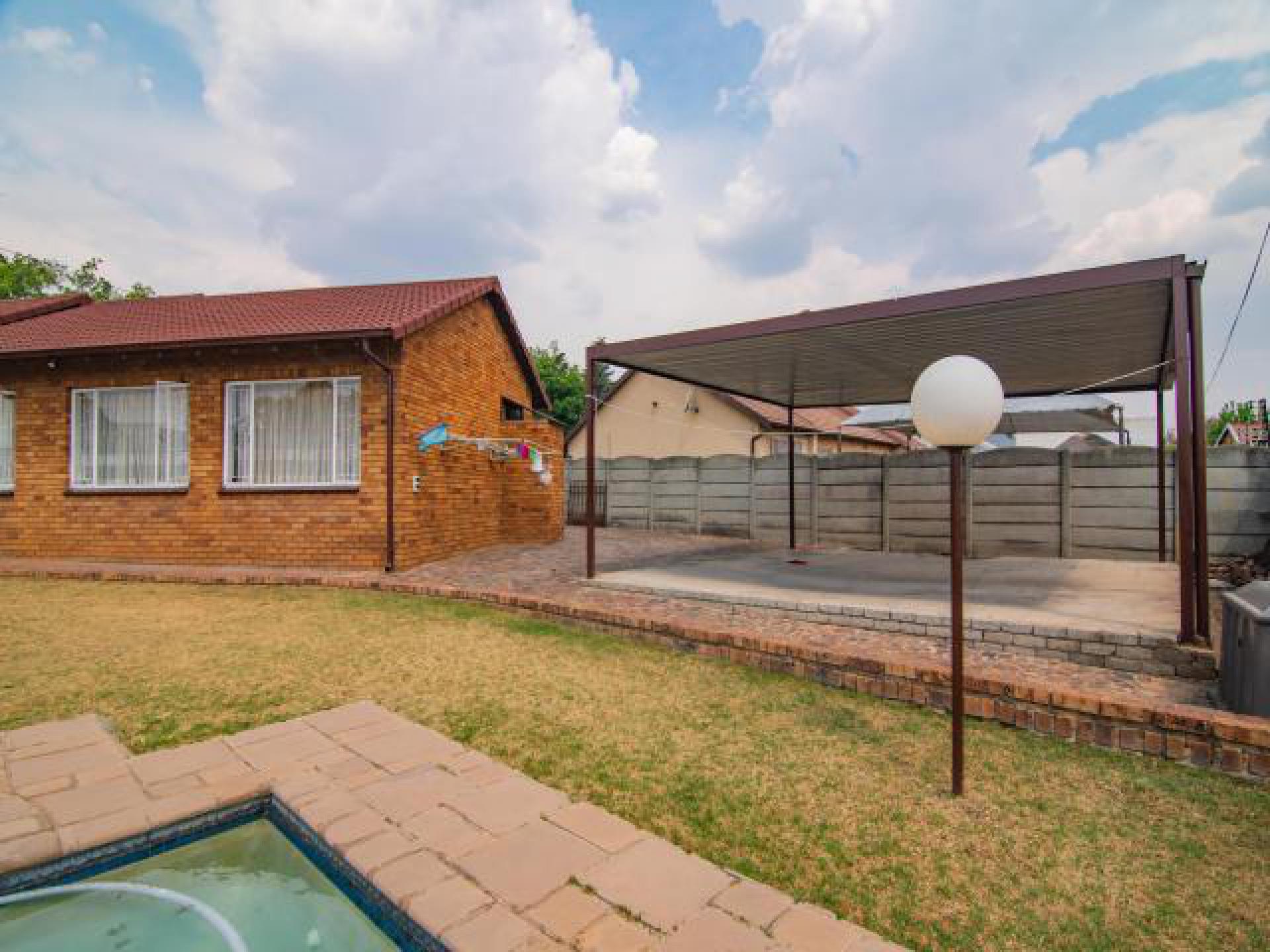 Backyard of property in Sherwood Gardens