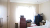 Main Bedroom - 15 square meters of property in Mooikloof Ridge
