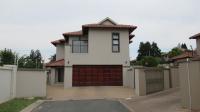 3 Bedroom 2 Bathroom House for Sale for sale in Strubensvallei