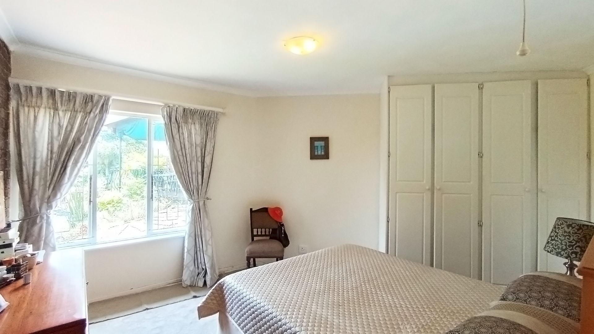 Bed Room 3 - 18 square meters of property in Kloof 