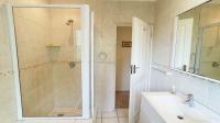 Bathroom 1 - 6 square meters of property in Kloof 