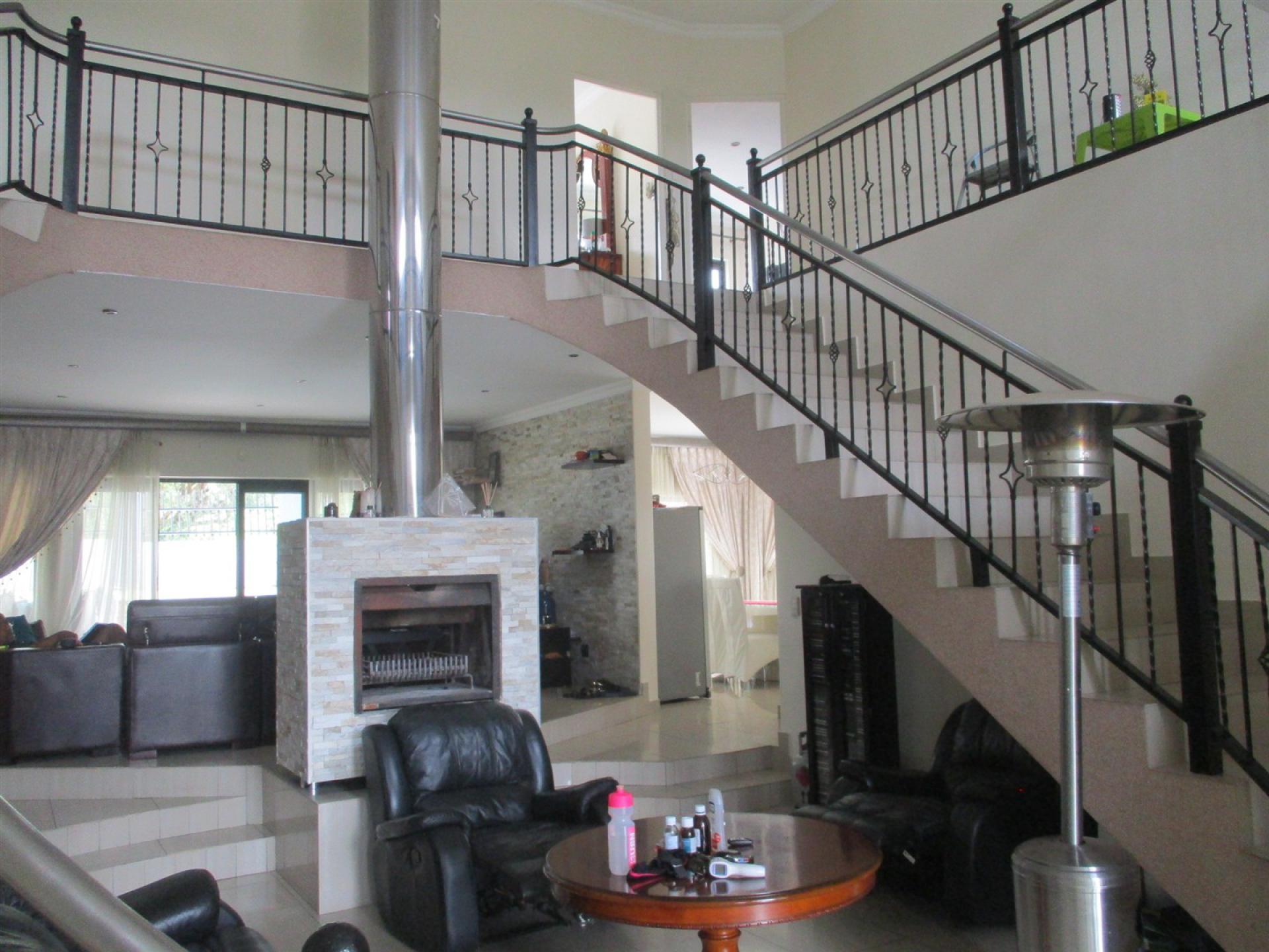 Lounges of property in Blue Valley Golf Estate