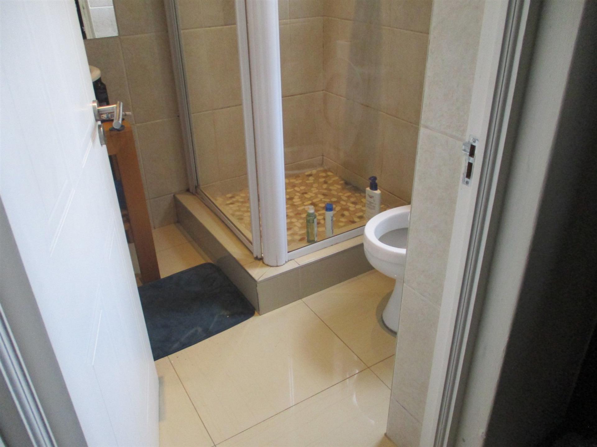 Bathroom 3+ of property in Blue Valley Golf Estate