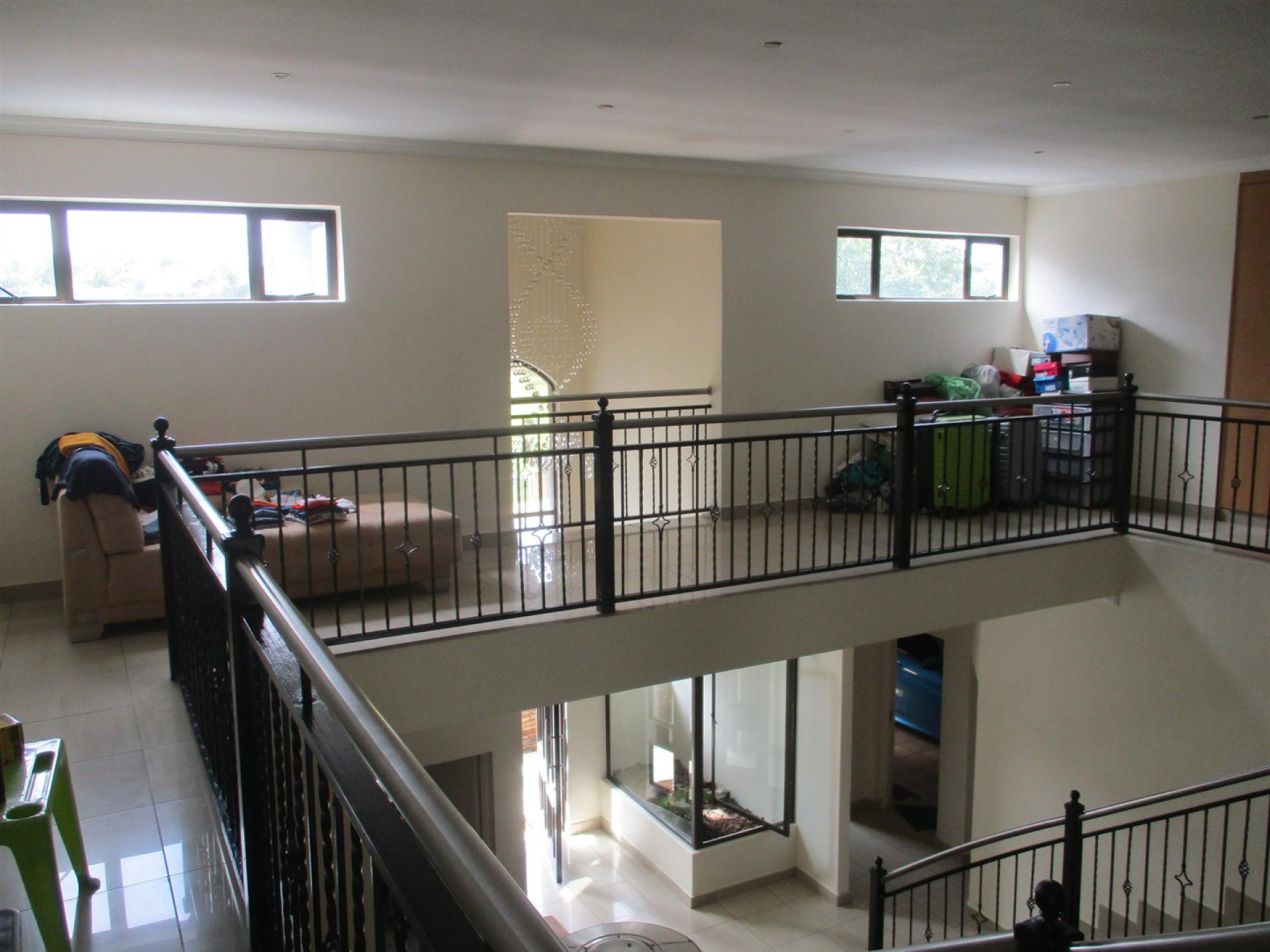 Spaces of property in Blue Valley Golf Estate
