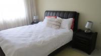 Main Bedroom - 14 square meters of property in Greenstone Hill