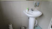 Main Bathroom - 5 square meters of property in Greenstone Hill