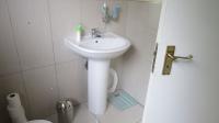 Main Bathroom - 5 square meters of property in Greenstone Hill