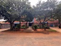 Front View of property in Edleen