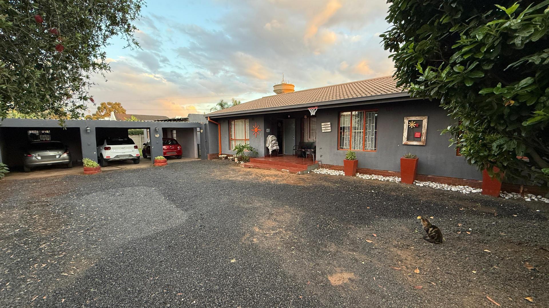 Front View of property in Reyno Ridge