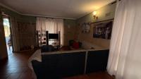 Lounges of property in Reyno Ridge